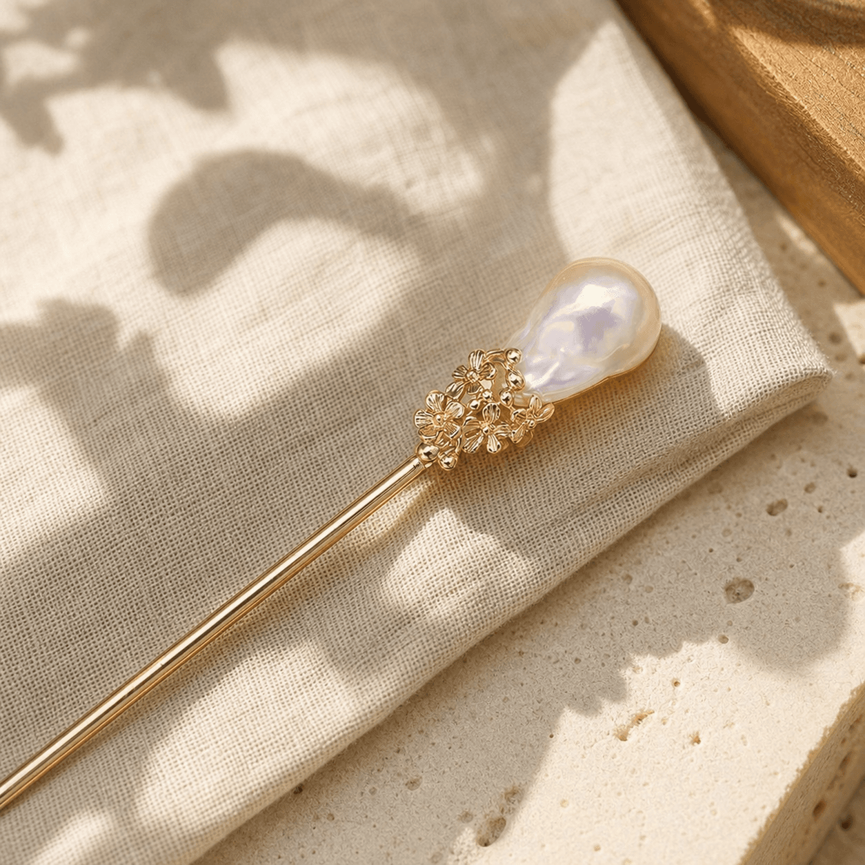 The Golden Pearl - Hair Stick 2