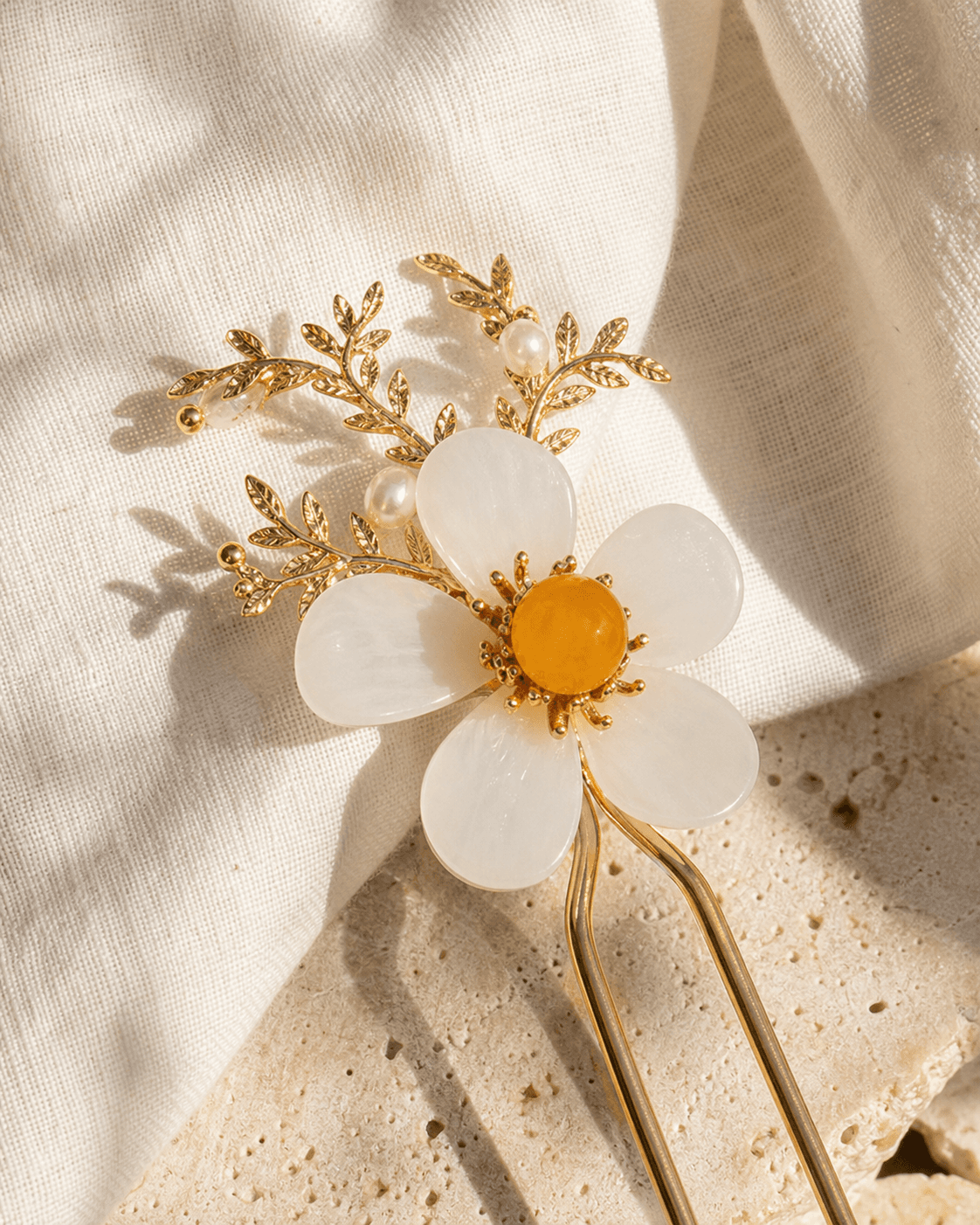 The Amber Bloom - U Pin 2