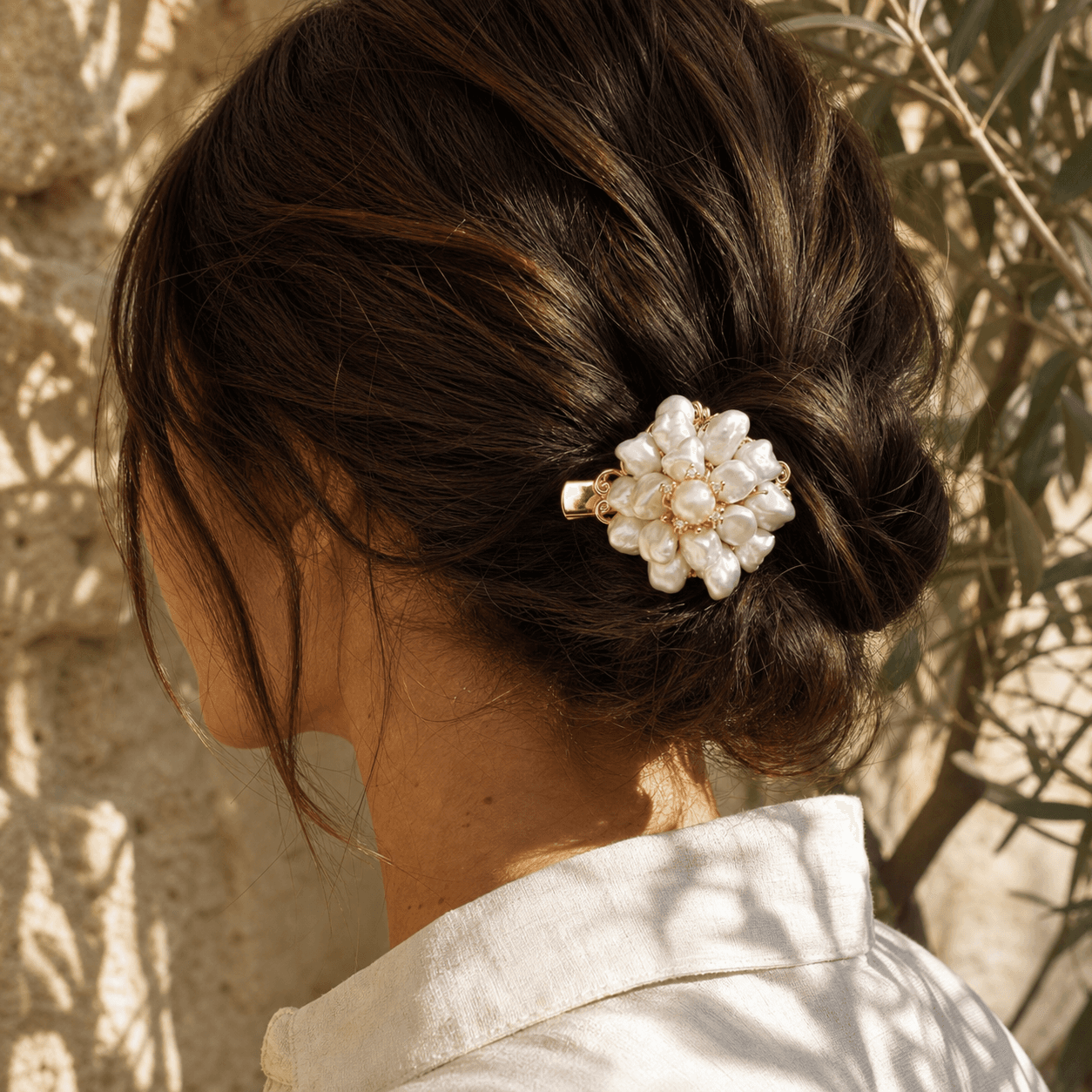 The Pearl Cluster - Hair Claw 3