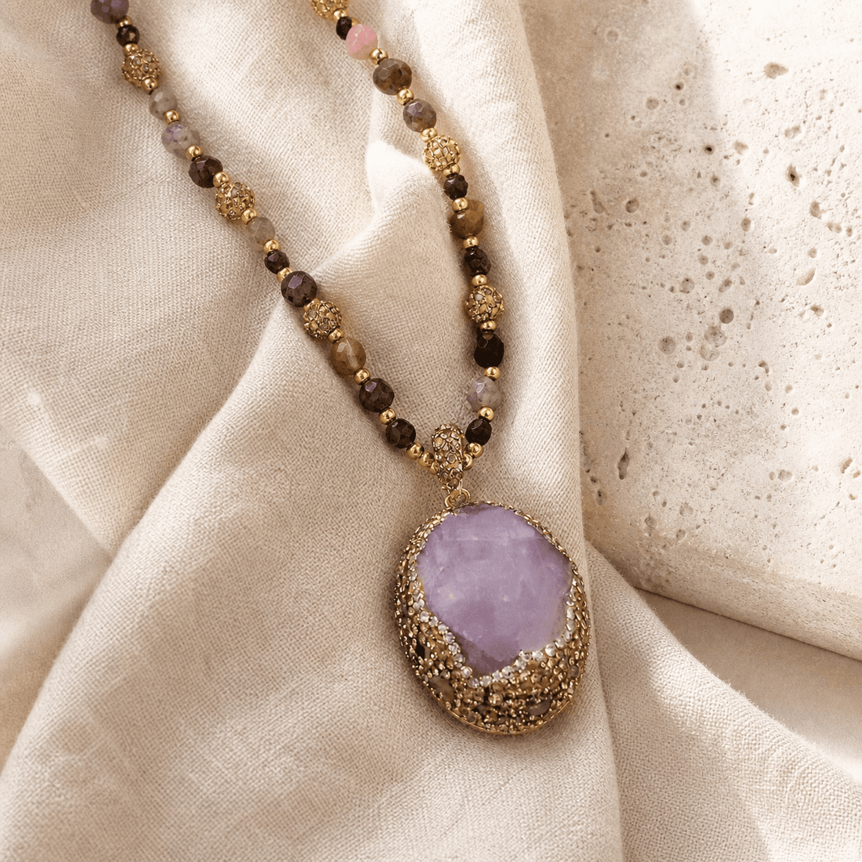 The Violet Pendant - Necklace - MythRealms pearl jewelry