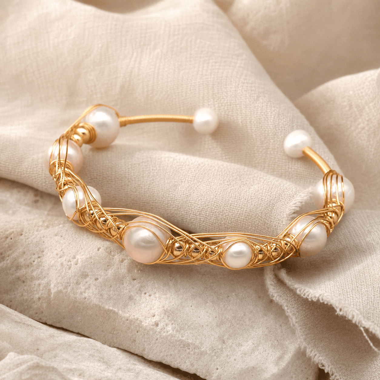 The Golden Shell - Bracelet 2