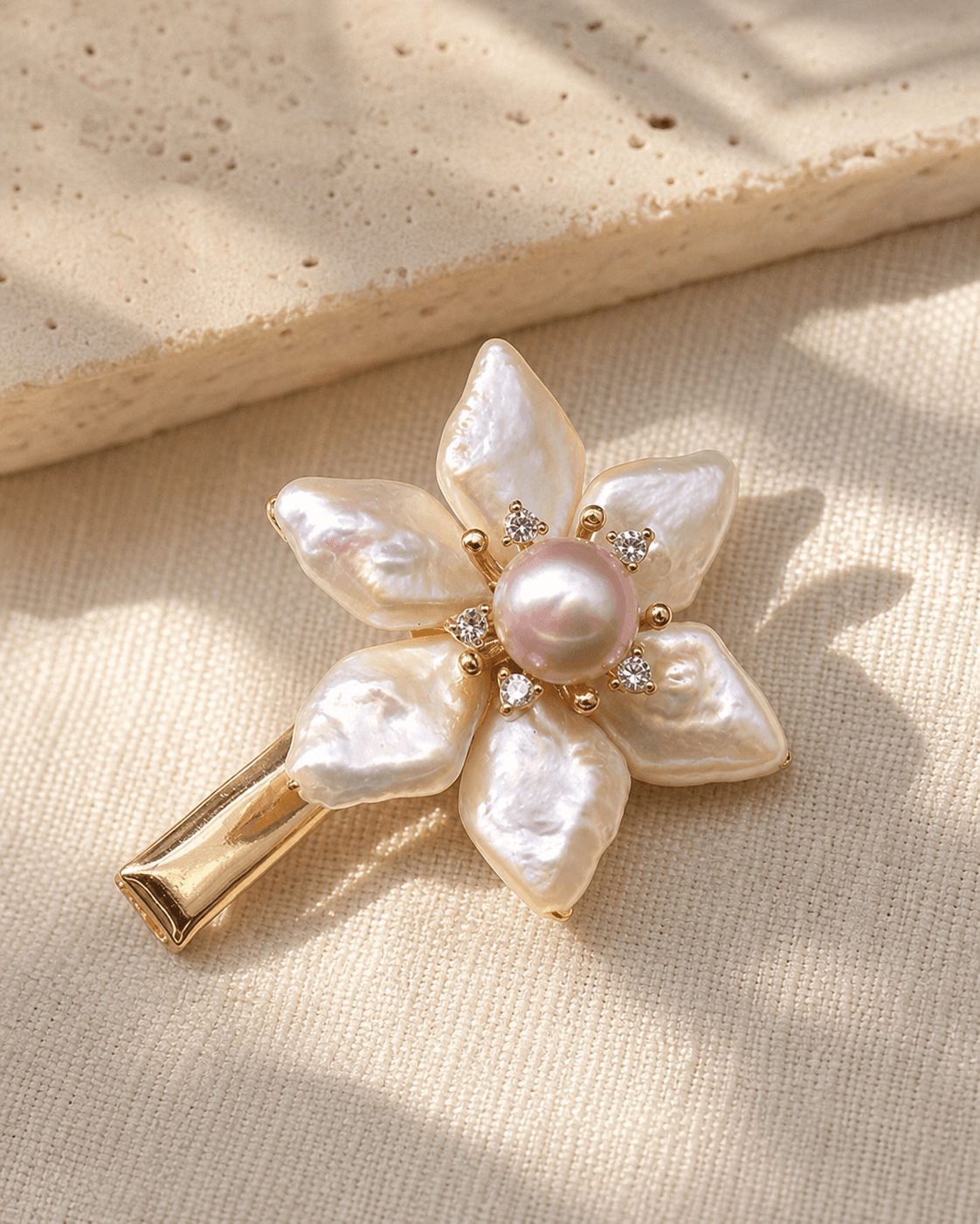 The Pink Pearl Star - Hair Clip 2